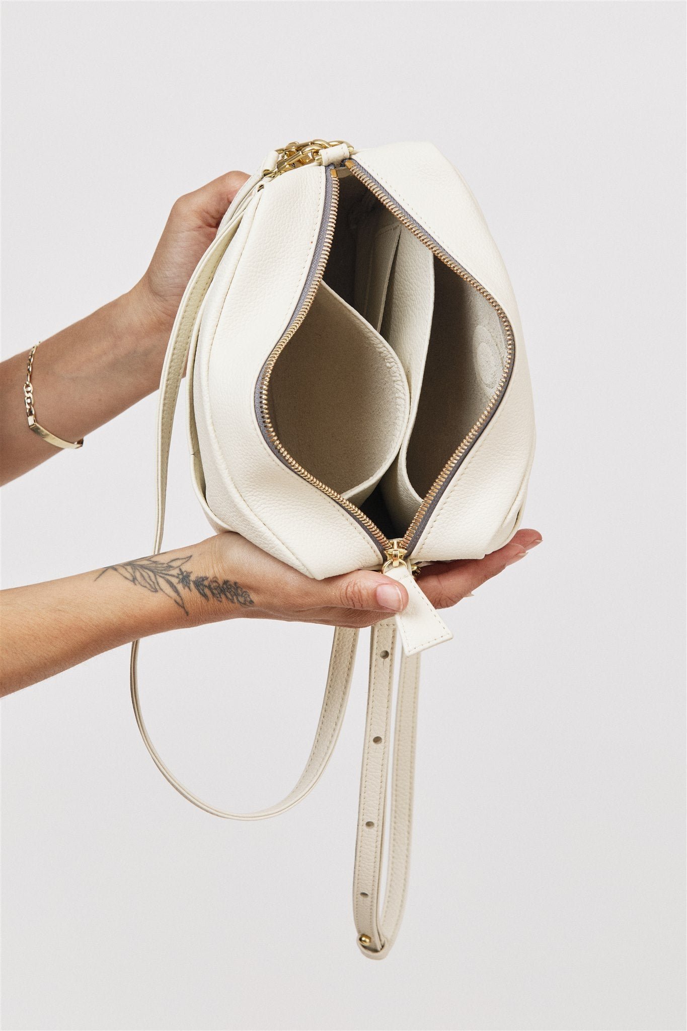 Rome Crossbody - Image 3